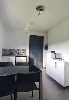 Perrouse Apartamento | Guest house, très calme, piscine