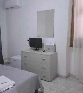 La Maddalena Cama Y Desayuno | Guest House Tra Rocce E Mare