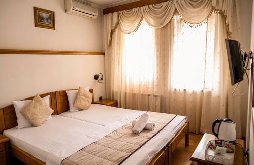 Sarajevo Cama Y Desayuno | Guest House Vijecnica