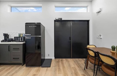 Los Angeles Casa | Guest house w/2BR 2bath by DTLA East Los Angeles