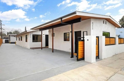 Los Angeles Casa | Guest house w/2BR 2bath by DTLA East Los Angeles