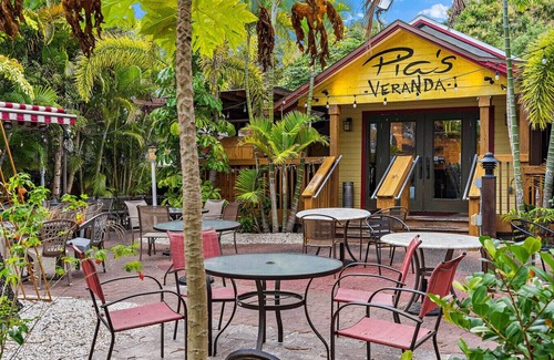 Gulfport Casa | GUEST HOUSE w/ PRIVATE ENTRANCE & PATIO for rent in Gulfport, FL