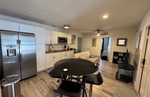 Mangonia Park Casa | Guest house West Palm Beach 1br/1 bath
