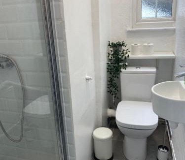 Camden Town with Primrose Hill Casa | GUEST ROOMS in CAMDEN TOWN