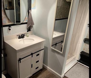 Valley Street Apartamento | Guest Space on the Portland Peninsula