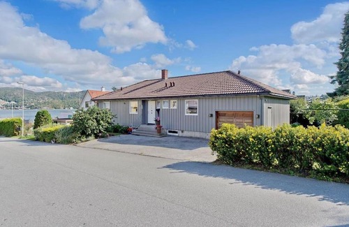Forus Apartamento | Guest Station with Great Fjord & Beach