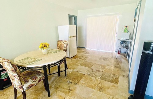 Boca Raton Casa | Guest Suite East Boca! Near Beach & Restaurants! Near FAU! Close to I-95!