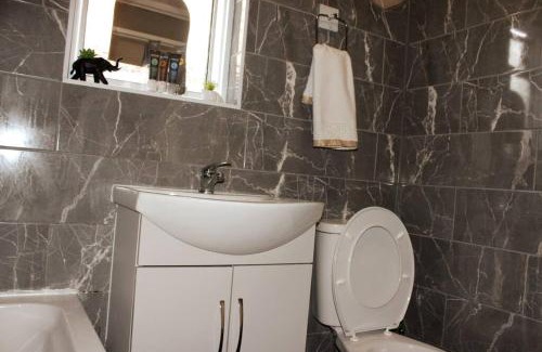 Eltham West Apartamento | Guest suite
