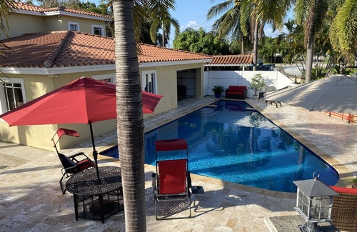West Little Havana Casa | GuestHome 5 minutes from Miami Airport with Heated Pool