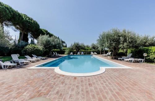 Passignano sul Trasimeno Apartamento | GuestHost - La vita è bella, with pool & parking