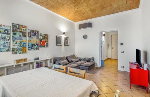 Old Town Apartamento | GuestHost - Cozy Flat X4 in a Historic Silk Mill