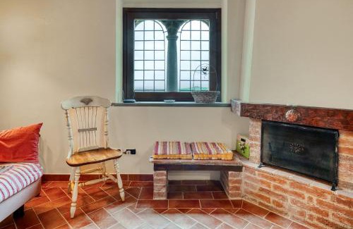 Castiglione del Lago Apartamento | GuestHost - Il Glicine, apt with garden and pool