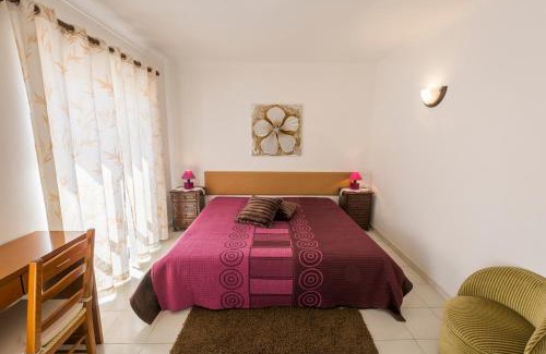 Igreja Nova Casa | Guesthouse A Lareira