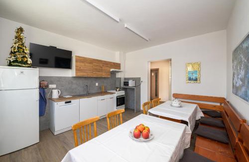 Zdiar Casa | Guesthouse Cyprian