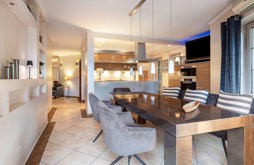 Bergedorf Casa | Casa de huéspedes 'Traumhaus' con terraza privada, Wi-Fi y aire acondicionado