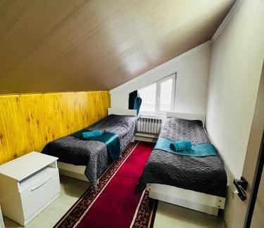 Karakol Cama Y Desayuno | Guesthouse GreatHome