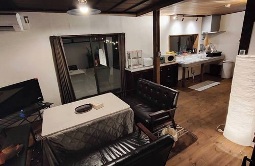 Nagano Casa | Guesthouse Hotoriya A relaxing guesthouse surround / Nagano Nagano