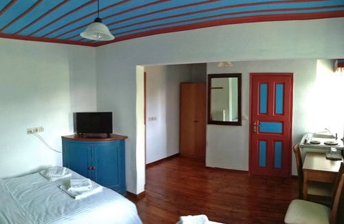 Mikro Papigko Casa | Guesthouse IRO