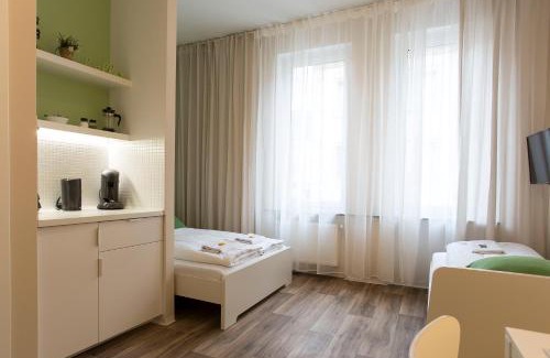 Mitte Casa | GuestHouse Köhn51, zentral gelegene, stilvoll eingerichtete Zimmer mit eigener Teeküche