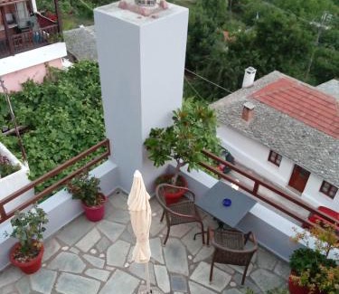 Zagora-Mouresi Apartamento | Guesthouse Kallisti
