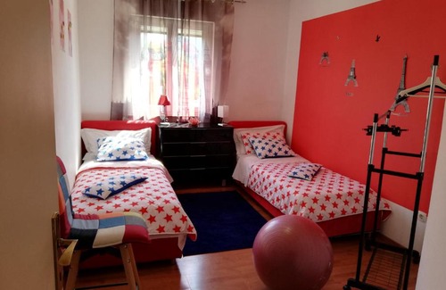 Sarsoni Casa | Guesthouse Mio
