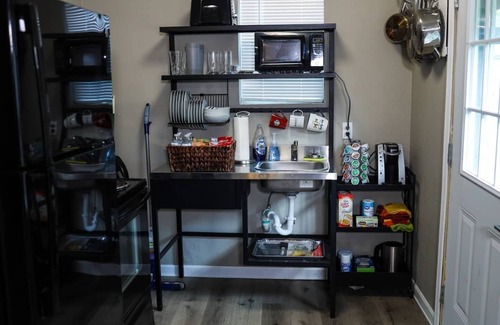 MacGregor Apartamento | Guesthouse near DT, UH, TSU, Med Center w/ Parking