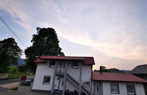 Vrhovine Casa | Guesthouse Samolov