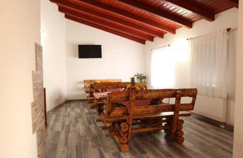 Vrhovine Casa | Guesthouse Samolov