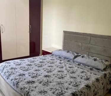 Ishem Casa | Guesthouse Shtëpia në Pyll