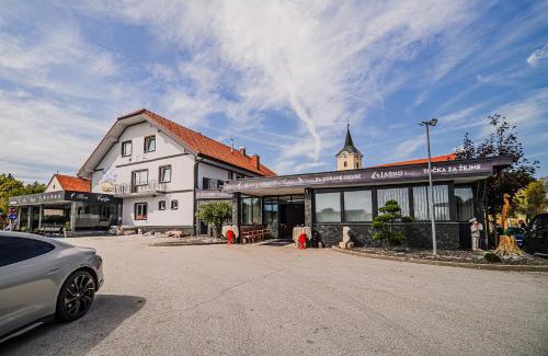 Trnovska Casa | Guesthouse Siva Čaplja