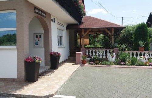 Catrnja Casa | Guesthouse Tomas
