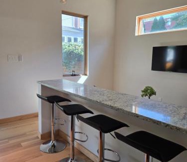 Central West End Casa | Guesthouse