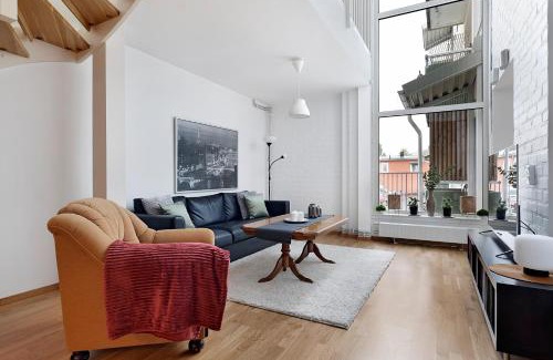 Pitea Apartamento | Guestly Homes - 3BR City Charm