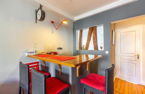 Combat Apartamento | GuestReady - Amazing stay in the 19th arr.