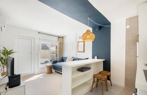 Parede Apartamento | GuestReady - Blue Straw in the heart of Parede