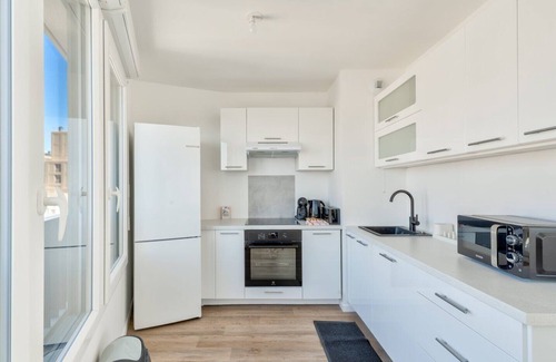 Bobigny Apartamento | GuestReady - Escapada luminosa con vistas a la ciudad