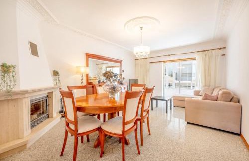 Charneca de Caparica e Sobreda Apartamento | GuestReady - Caparica Beach Lover's Dream