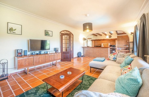Sao Joao das Lampas Villa | GuestReady - Casa Lampas