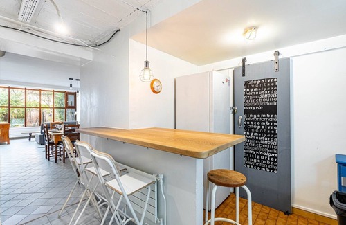 Louis Bertrand-Mirabeau-Semard Casa | GuestReady - Charming house just outside Paris
