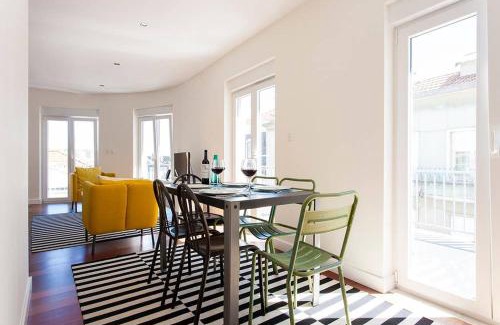 Santa Isabel Apartamento | GuestReady - Chic flat near Estrela Garden