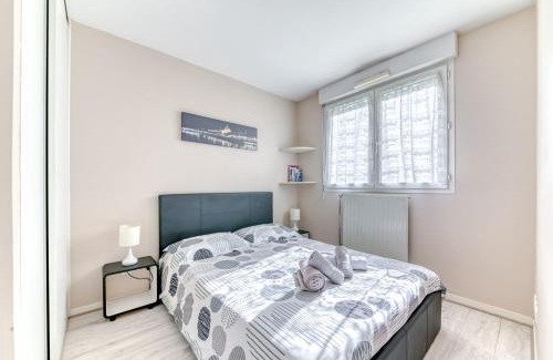 Yves Farge - Le Fleuve Apartamento | GuestReady - Comfort & Charm in Lyon’s Heart
