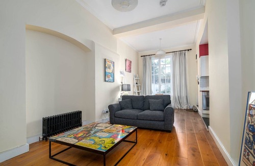 Camberwell Green Apartamento | GuestReady - Former Pub-Turned-One Bedroom Flat
