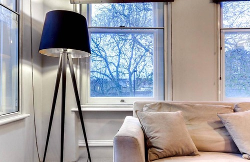 Fulham Apartamento | GuestReady - Fulham large 1 bed flat in charming building