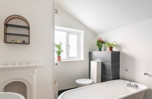 Easton Casa | GuestReady - Gorgeous Townhouse with Garden