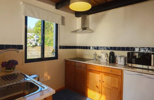 Mosteiros Casa | GuestReady - Green OceanView Relaxing Cottage