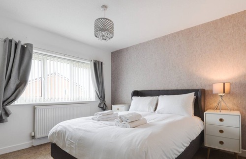 Eccles Casa | GuestReady - Newly renovated near Trafford centre