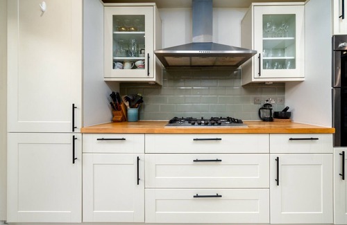 Lee Green Casa | GuestReady - Parkside retreat with a woodland view