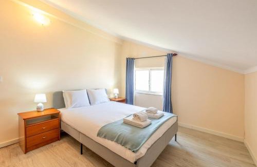 Charneca de Caparica e Sobreda Casa | GuestReady - Serene Escape Close to Aroeira Beach