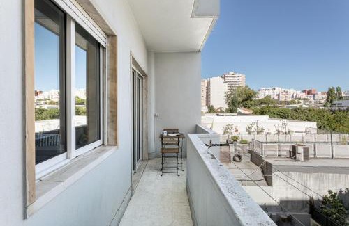 Sao Domingos de Benfica Apartamento | GuestReady - Striking flat in Benfica