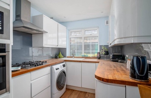 Walthamstow Casa | GuestReady - Soleado 2BR Casa en Walthamstow + Jardín